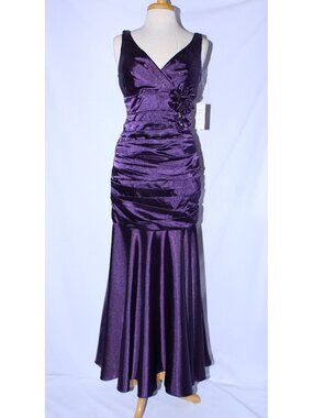 Juno #100C Long Satin Fit & Flare Bridesmaid Evening Gown-Size M- EGGPLANT- NWT